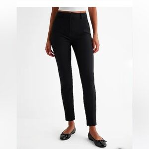 NWOT High Waisted Skinny Pant Trouser